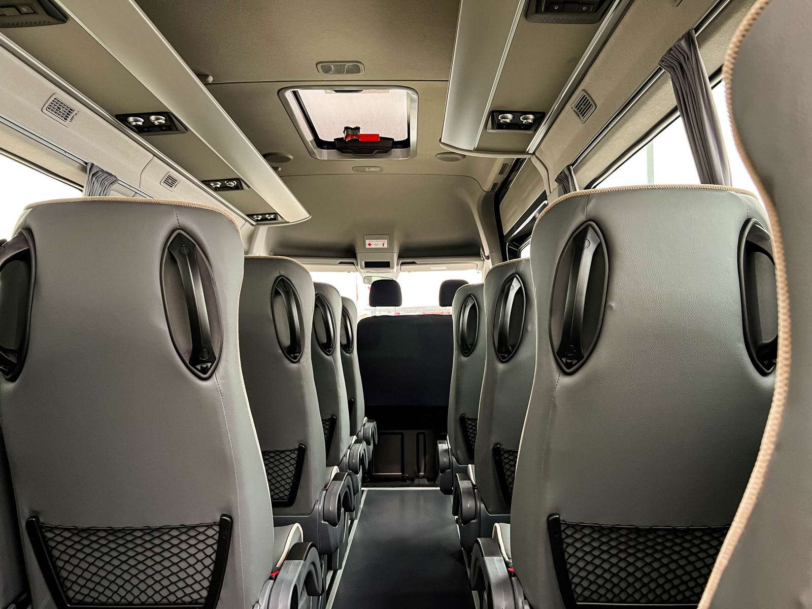 Hyundai H350 – мікроавтобус для комфортабельних пасажирських перевезень в наявності у автосалоні! | Богдан-Авто Кіровоград - фото 10